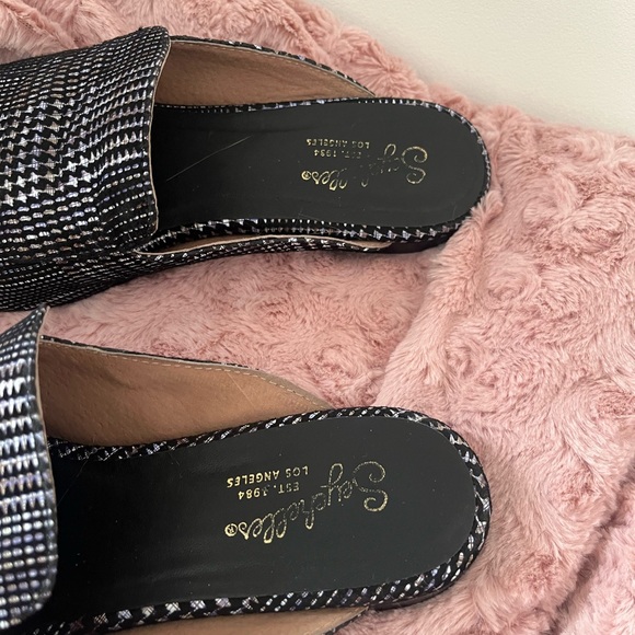 Women’s Seychelles mules size 7 1/2 - Picture 3 of 3